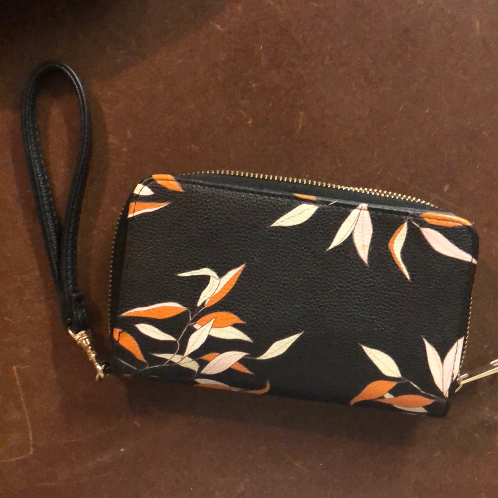 Women’s wallet with wrist strap